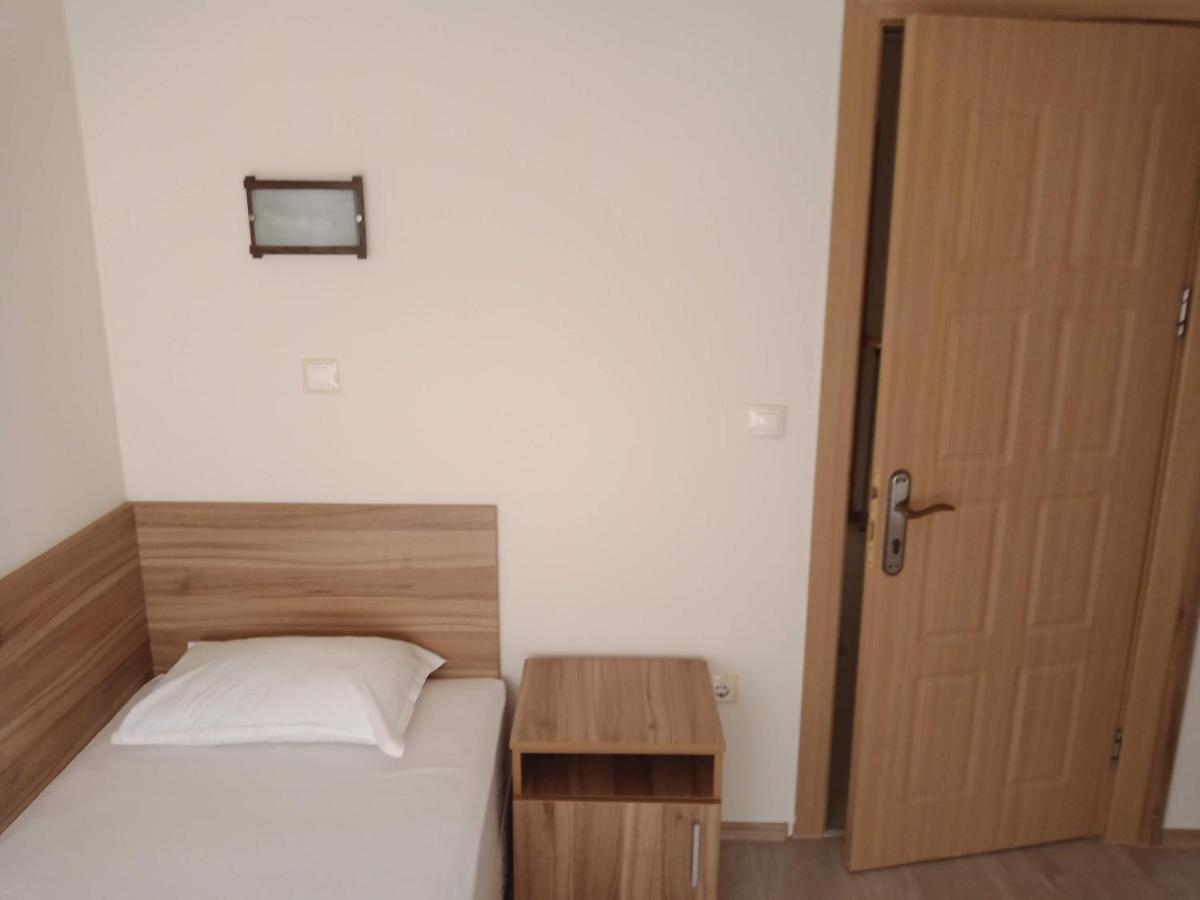 Къмпинг Градина - Garden Beach Apartments Sozopol Exteriör bild